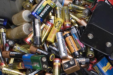 西昌月华乡高价叉车蓄电池回收→收废弃报废电池,二手电池回收价格